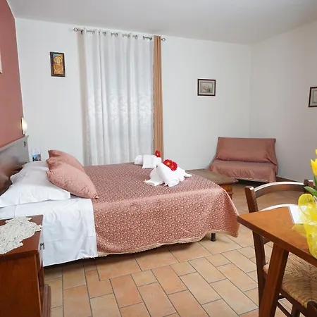 Guest house Il Cantico 3*